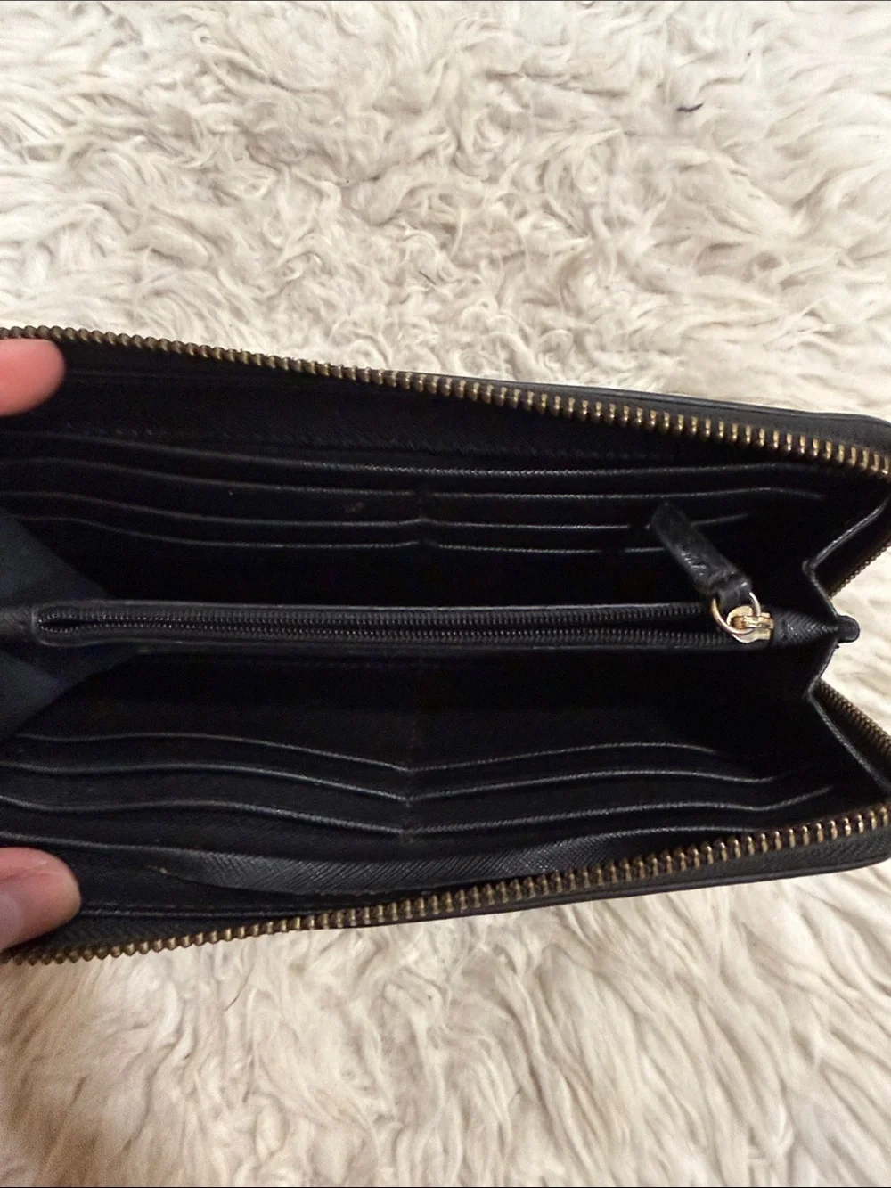 Fossil Black Pebbled‎ Leather Sydney Zip Around Wallet
